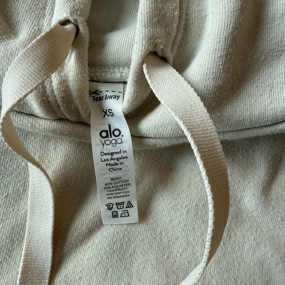 ALO Yoga Ivory sweatshirt XS - Picture 3 of 5